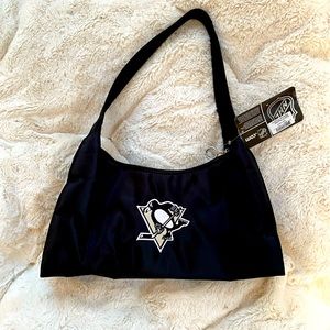 NHL Pittsburgh Penguins Hockey fans! Brand new with tags purse / bag great gift